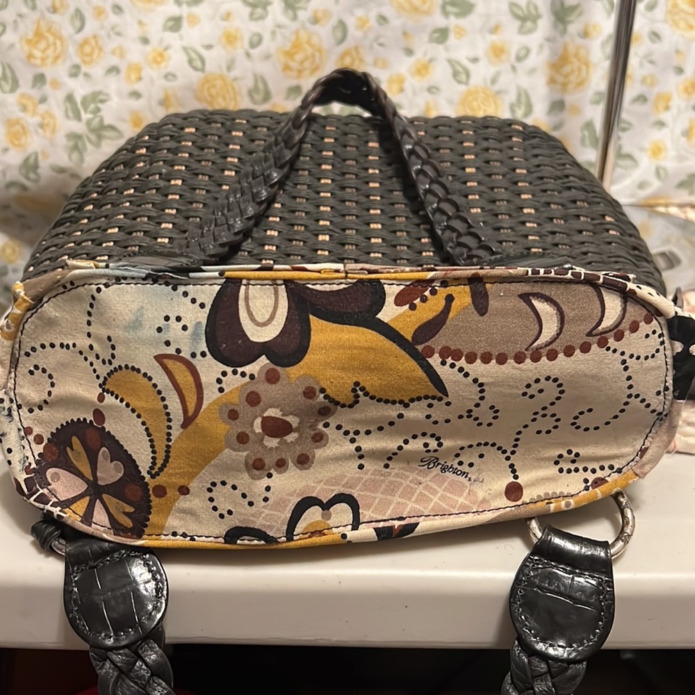 Brighton Shoulder Bag - Picture 14 of 15
